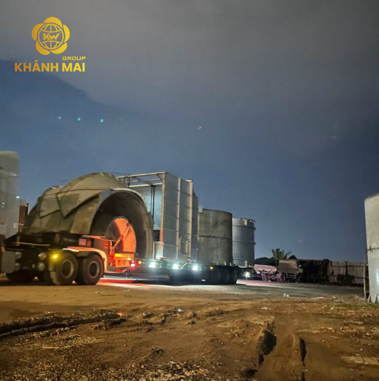 Dịch vụ nâng cẩu hạ máy móc chuyên nghiệp tại Khánh Mai