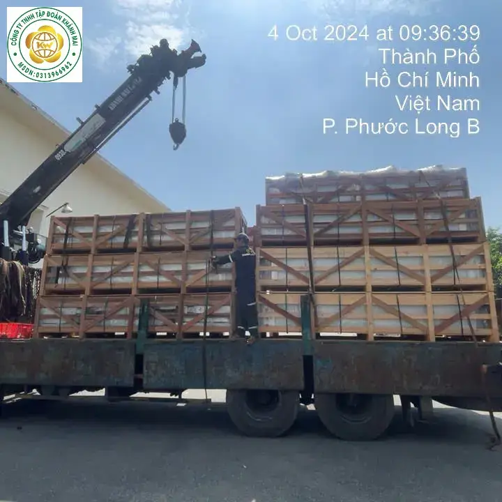 Vận chuyển kiện thang máy