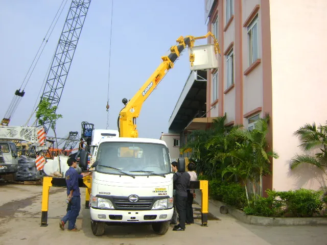 cho thuê xe cẩu nâng người